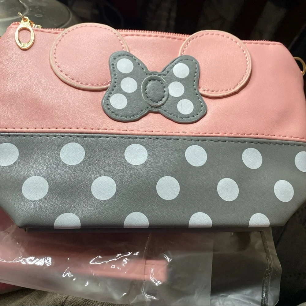 Mickey and minnie wrist cosmetic bags 2